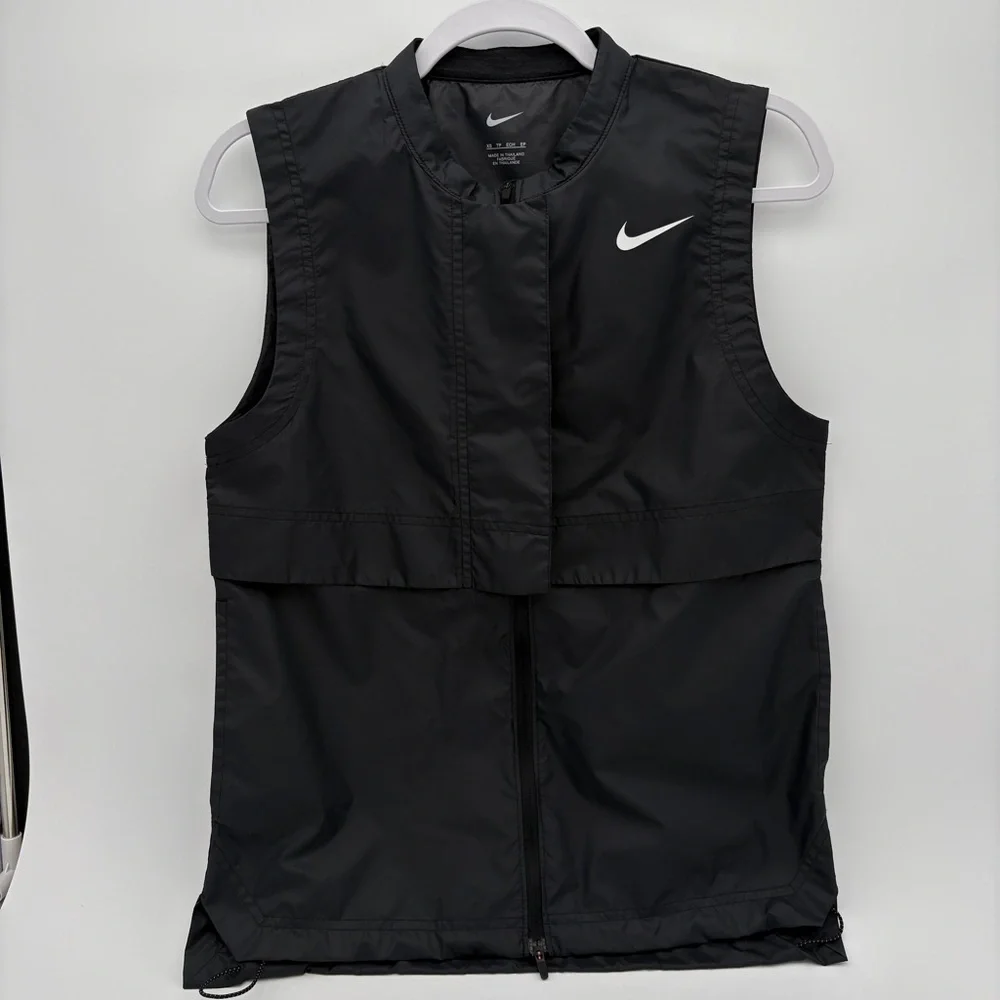NWT Womens Size XS Black Nike Sleeveless Full Zip Close Tour Repel Golf Vest Top